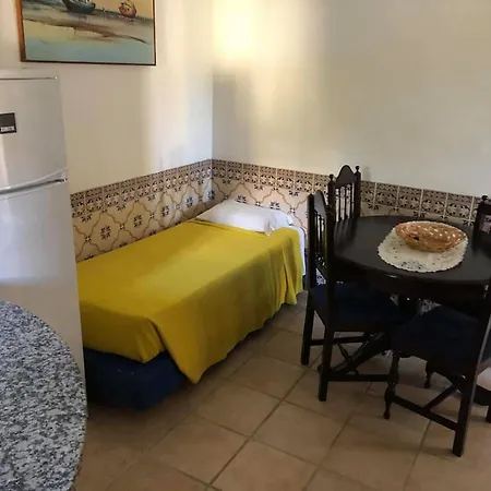 House With One Bedroom In Odiaxere, With Pool Access, Enclosed Garden